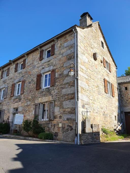 Les Abeilles Du Cantou Termes (Lozere)